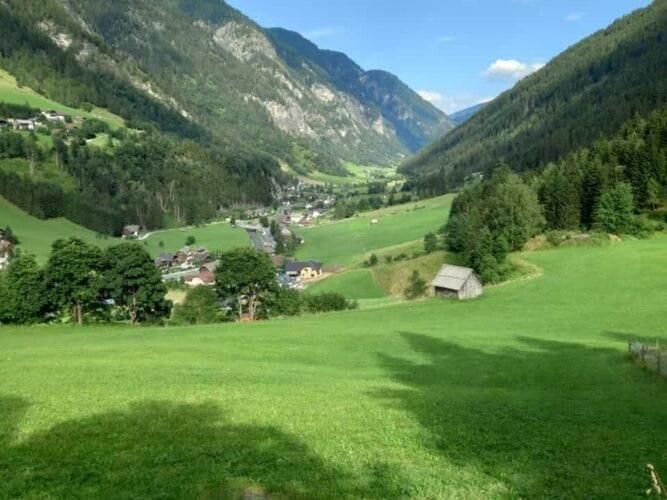 Large Detached Holiday Home In Muhr Esterno foto
