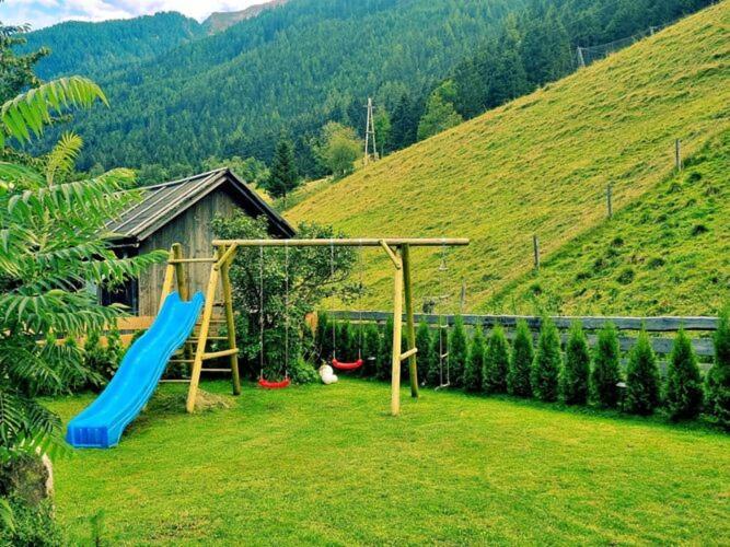 Large Detached Holiday Home In Muhr Esterno foto