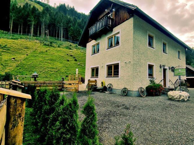 Large Detached Holiday Home In Muhr Esterno foto